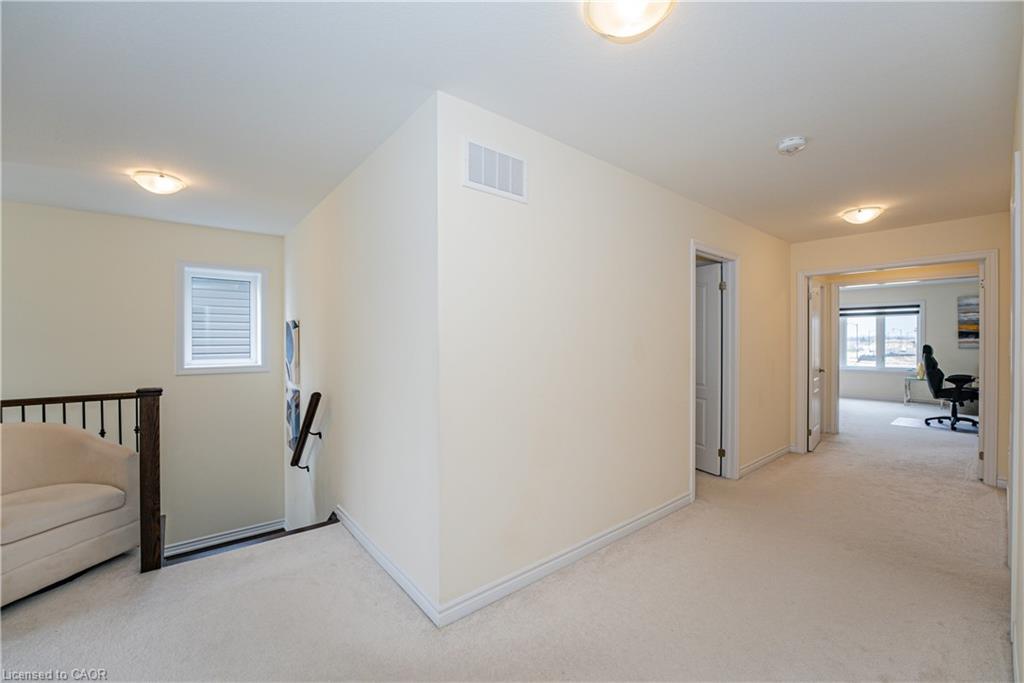 22 Oaktree Drive Property Photo 23