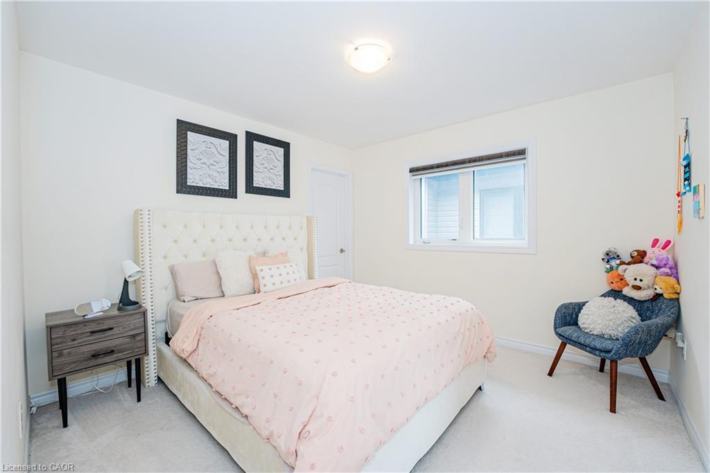 22 Oaktree Drive Property Photo 31