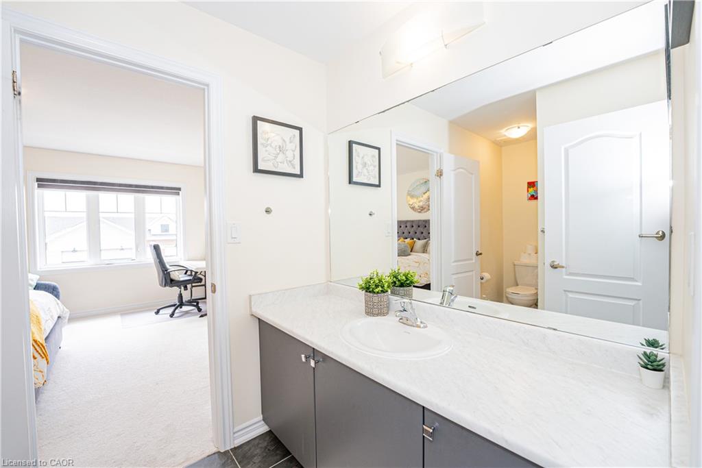 22 Oaktree Drive Property Photo 33