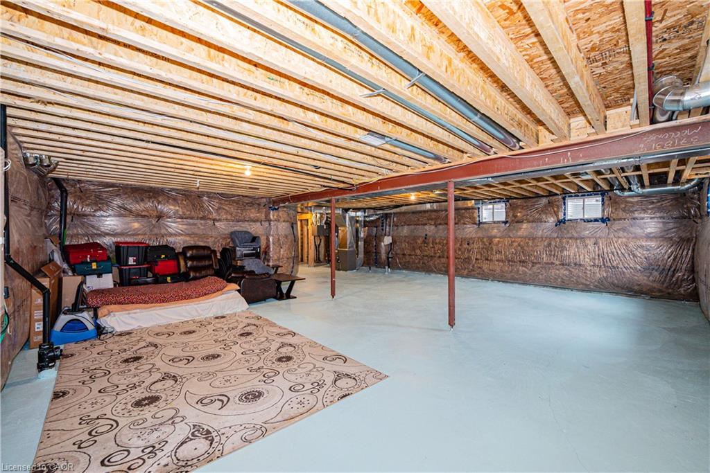 22 Oaktree Drive Property Photo 44