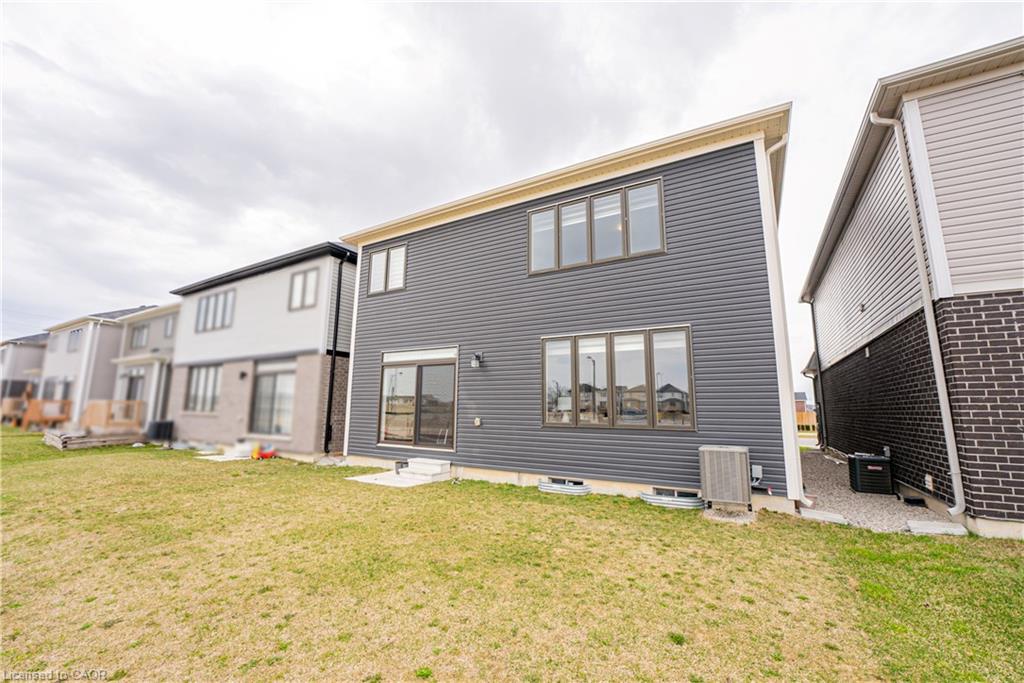 22 Oaktree Drive Property Photo 48