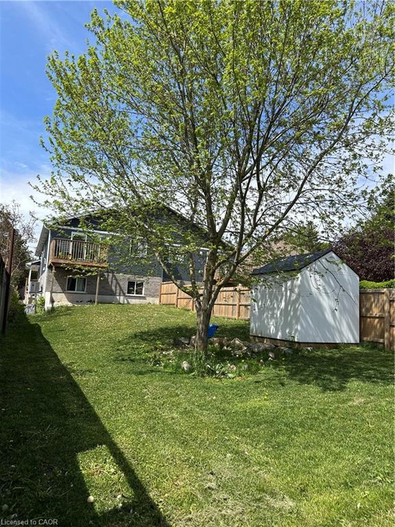 320 Nelson Street N Property Photo 3