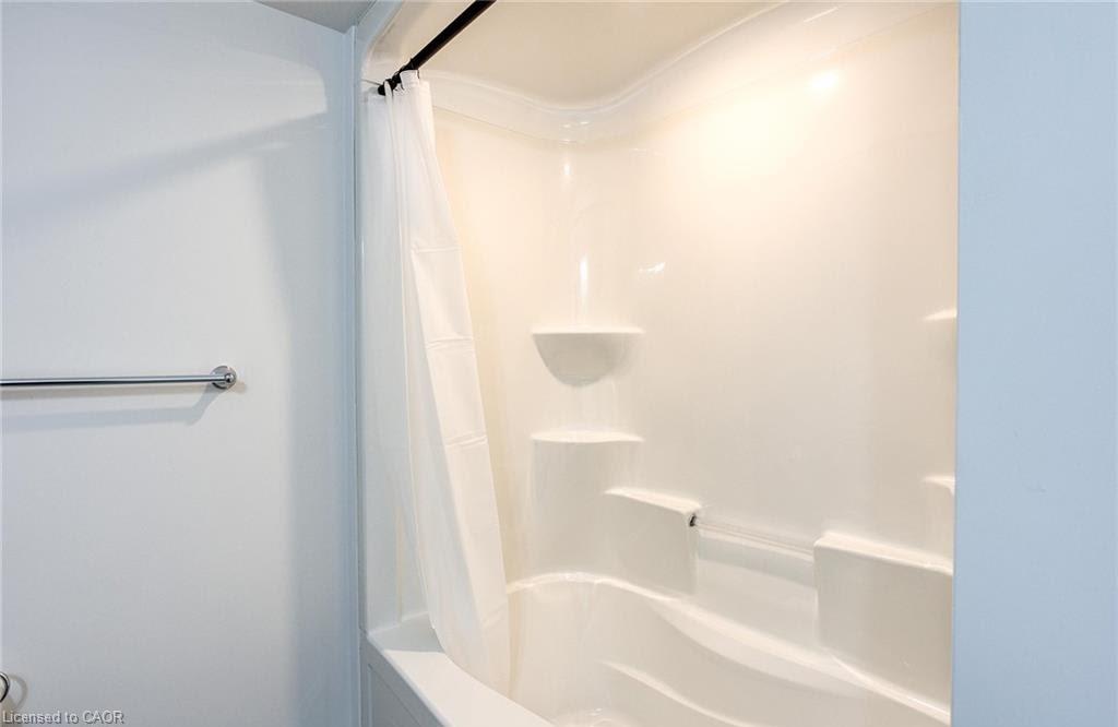 320 Nelson Street N Property Photo 19