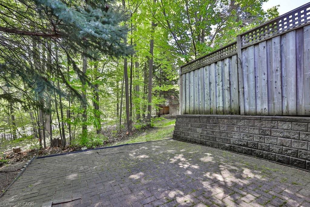 35-2000 The Collegeway Property Photo 34