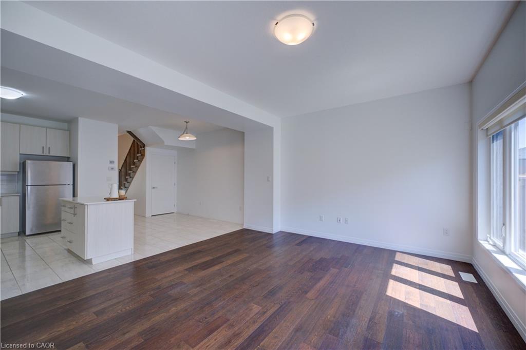 23-30 Times Square Boulevard Property Photo 20