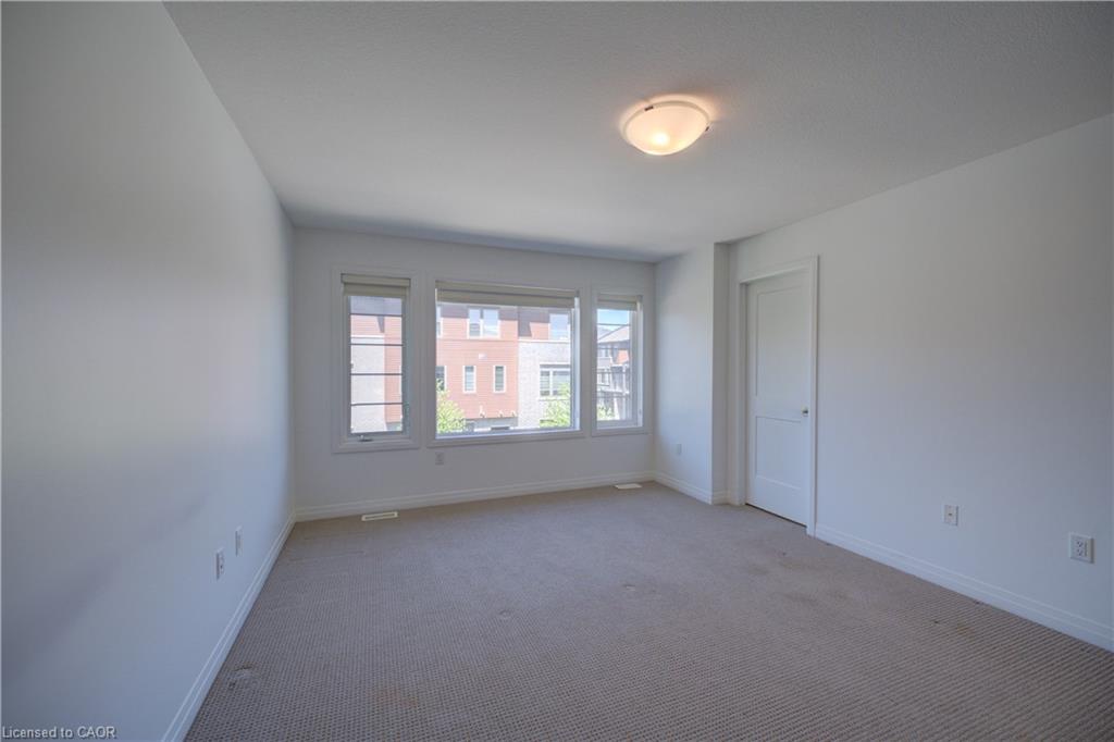 23-30 Times Square Boulevard Property Photo 28