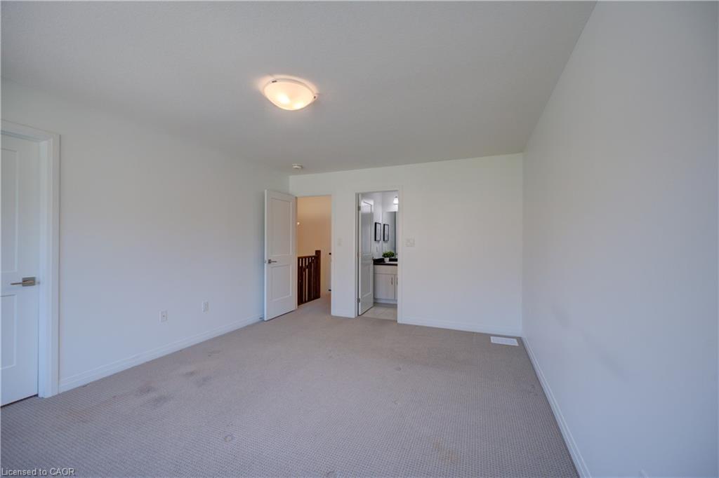 23-30 Times Square Boulevard Property Photo 29