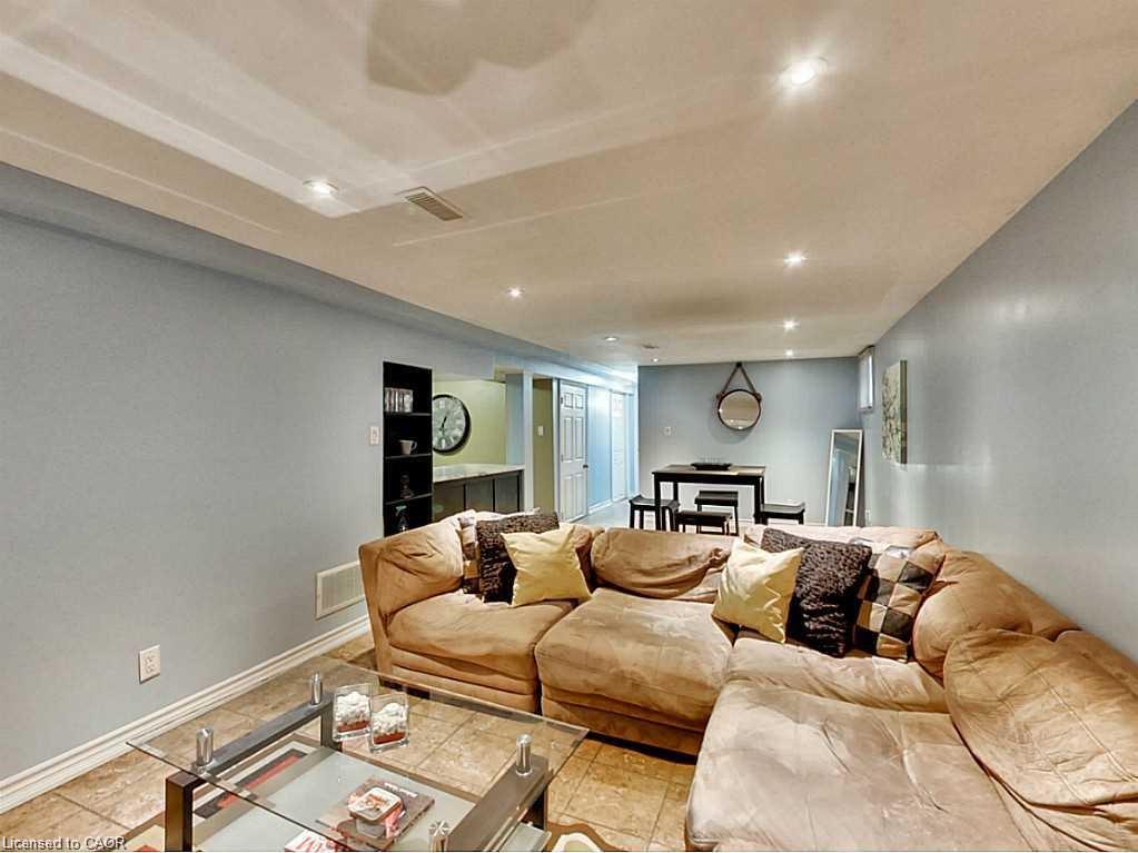 96 Manning Avenue Property Photo 19