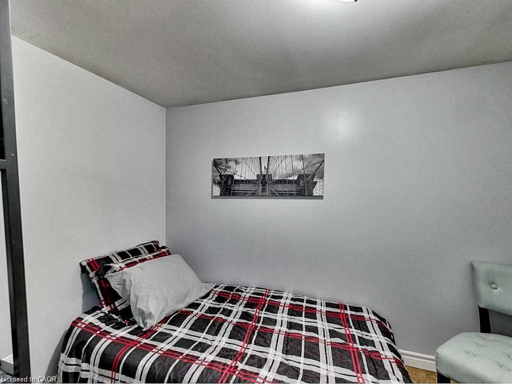 96 Manning Avenue Property Photo 21