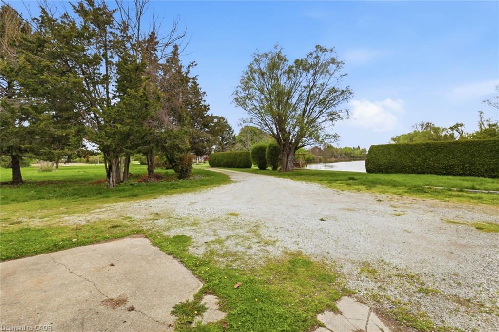 7526 Grande River Line Property Photo 2