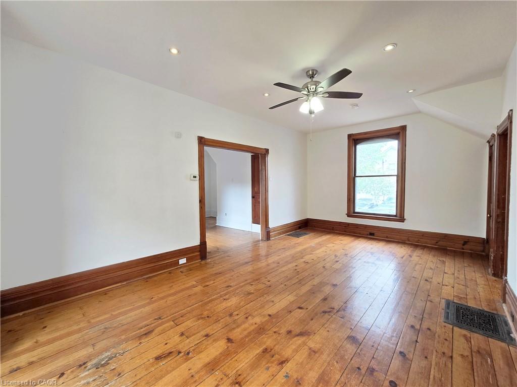 7 Ontario Street Property Photo 8