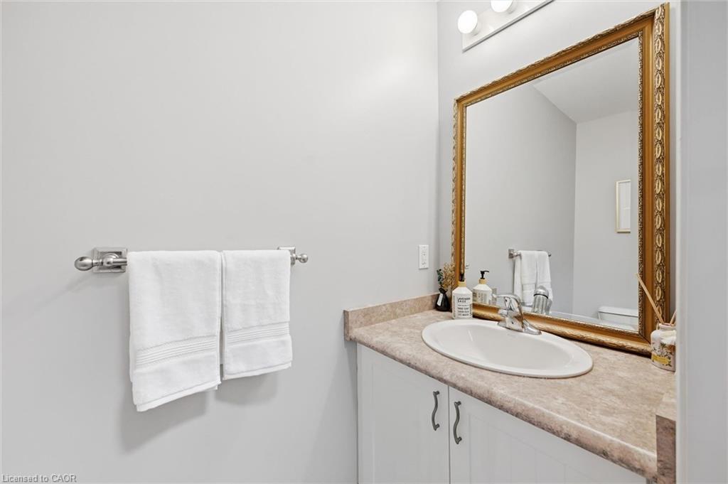 35-1085 Harrogate Drive Property Photo 13