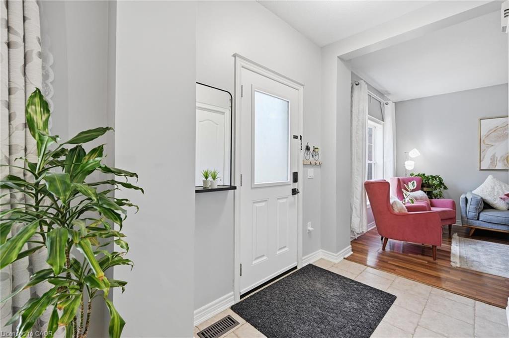 35-1085 Harrogate Drive Property Photo 15