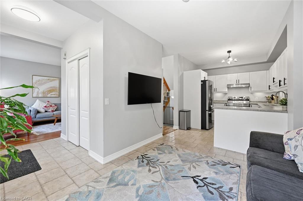 35-1085 Harrogate Drive Property Photo 17
