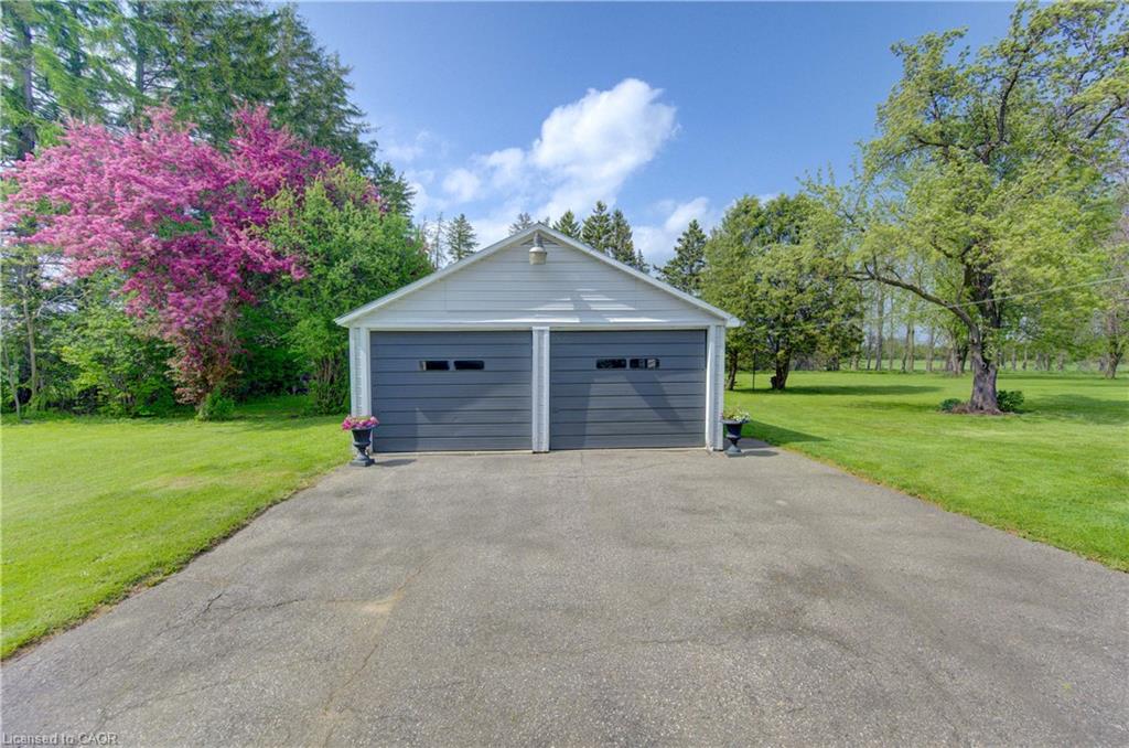 1463 Kossuth Road Property Photo 8