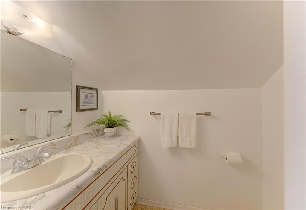 1463 Kossuth Road Property Photo 28