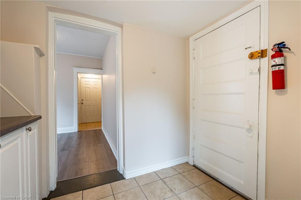 3-89 Carrick Avenue Property Photo 6