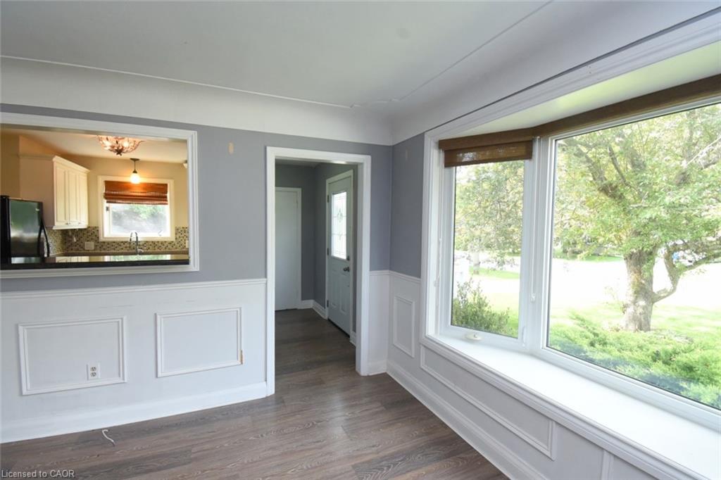 945 Glen View Avenue Property Photo 4