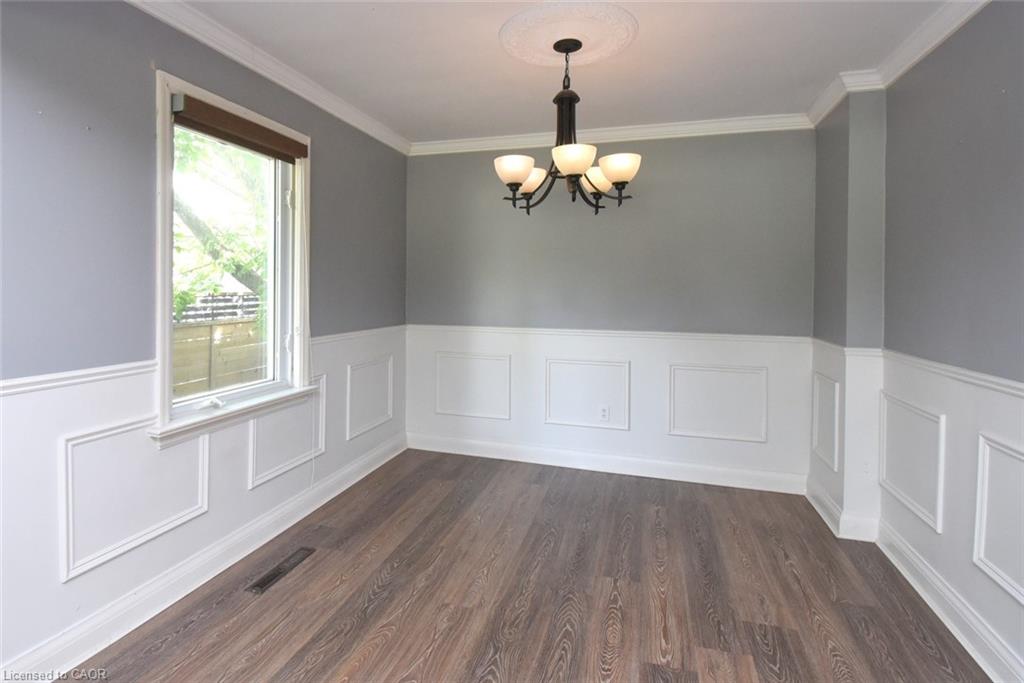 945 Glen View Avenue Property Photo 7