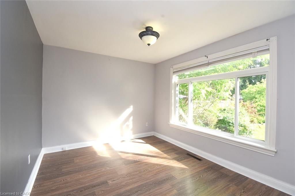 945 Glen View Avenue Property Photo 13