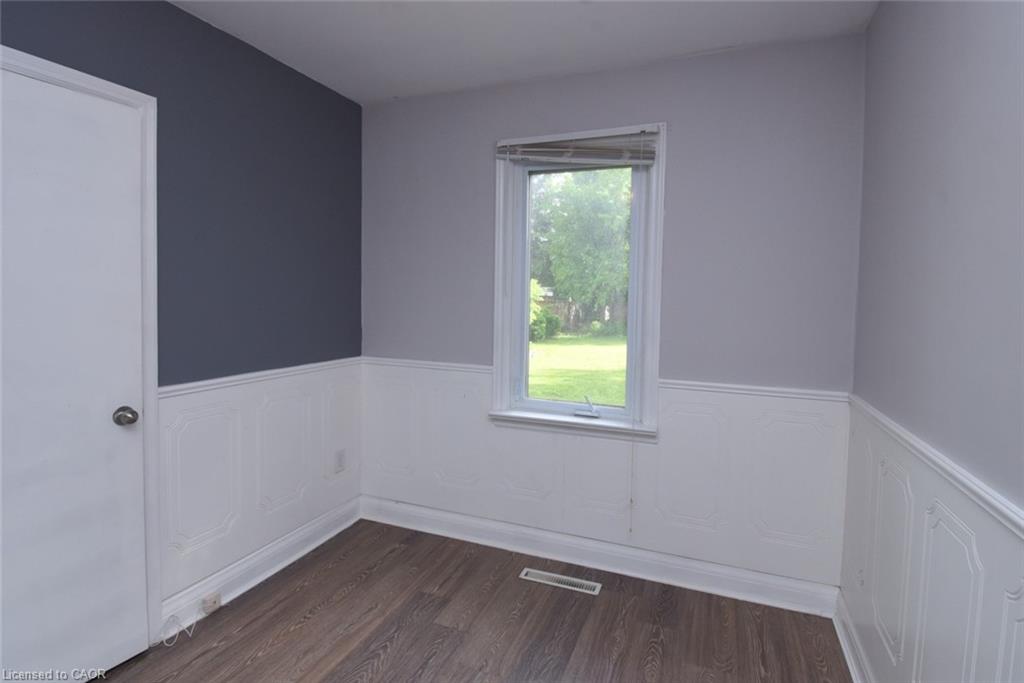 945 Glen View Avenue Property Photo 17