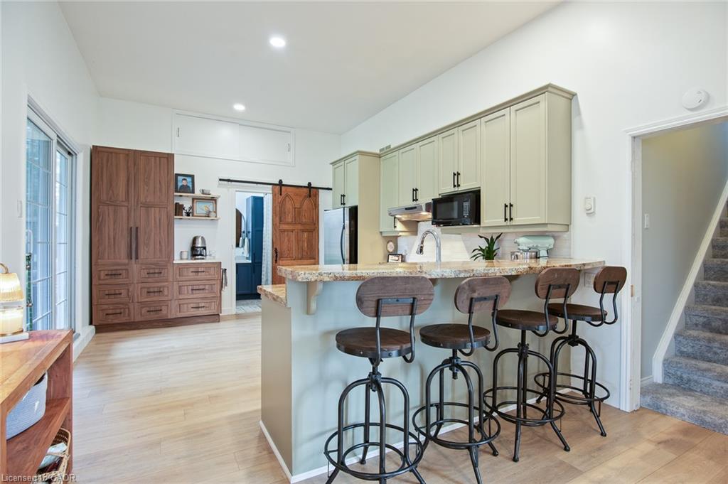 464 Piper Street Property Photo 27