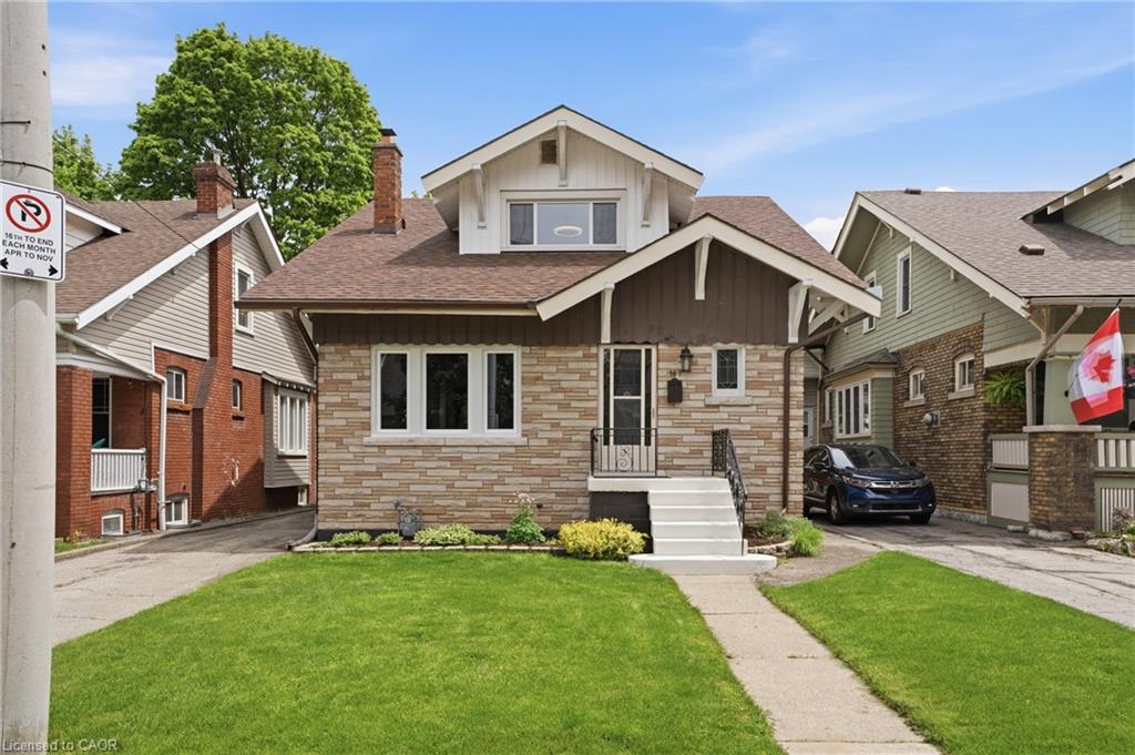 167 Balmoral Avenue S