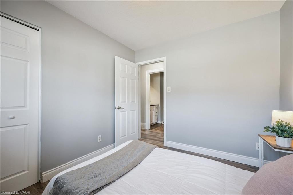 27 Vicmount Drive Property Photo 21