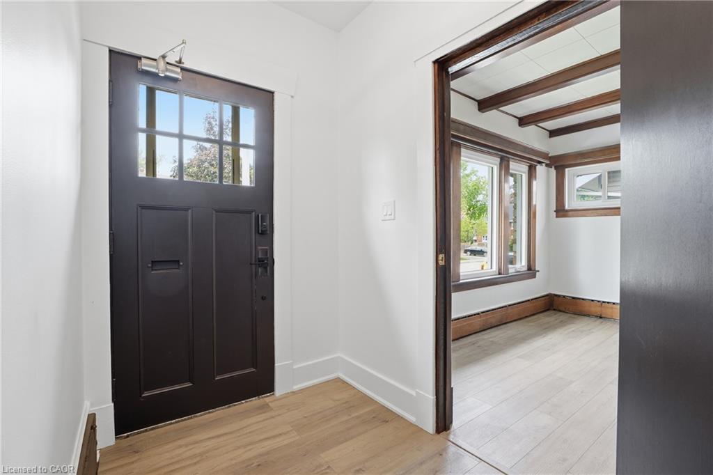 167 Balmoral Avenue S Property Photo 3
