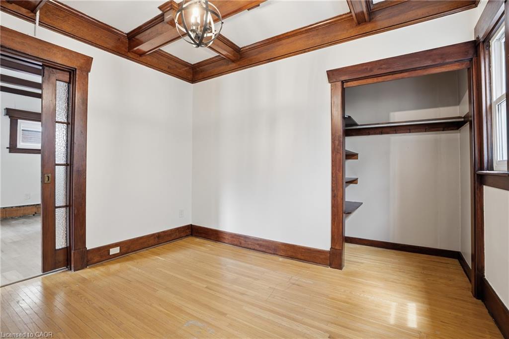 167 Balmoral Avenue S Property Photo 15