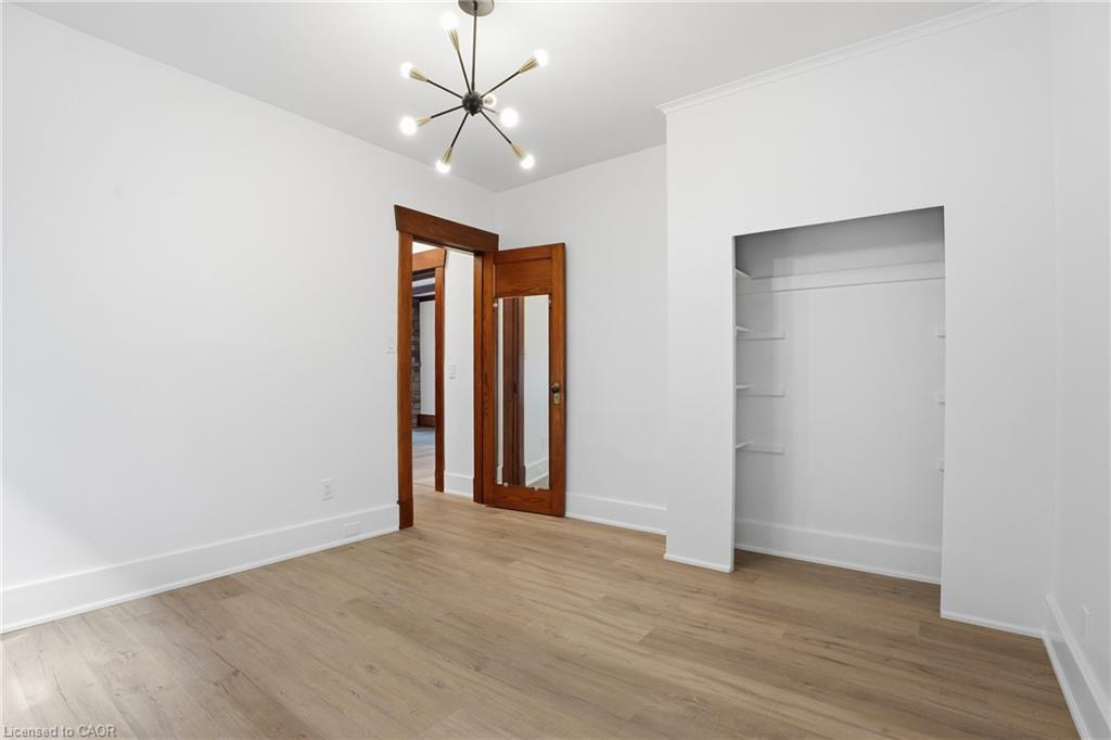 167 Balmoral Avenue S Property Photo 18