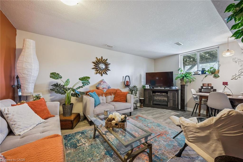 27 Vicmount Drive Property Photo 27