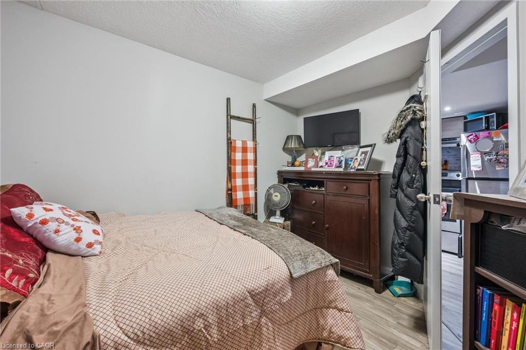27 Vicmount Drive Property Photo 33