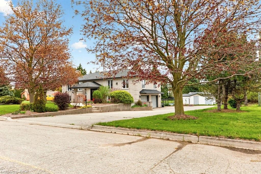 20 Hartfield Drive Property Photo 2