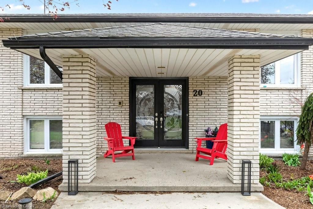 20 Hartfield Drive Property Photo 3