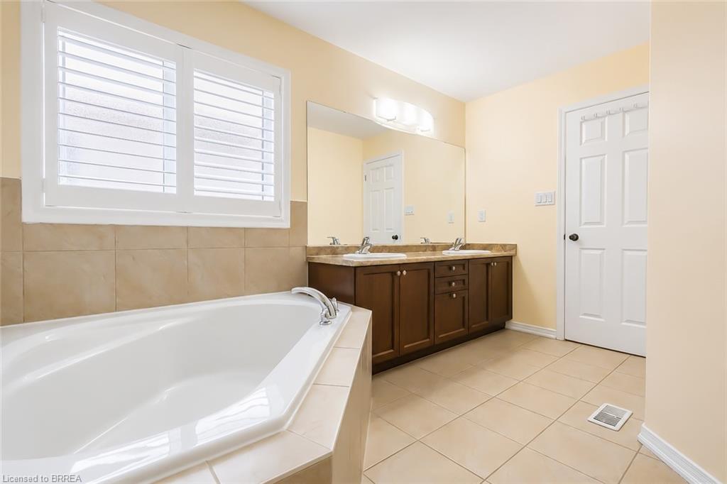 26 Pollard Street Property Photo 32