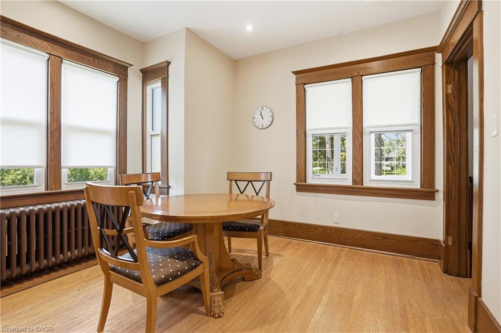 50-52 & 54 Park Road N Property Photo 10