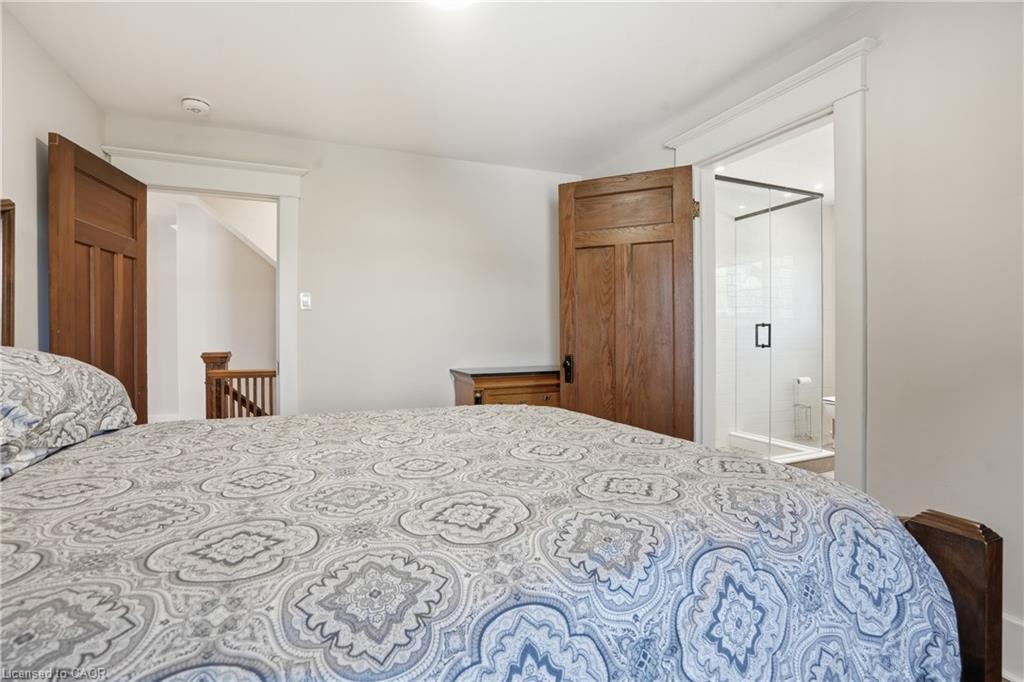 50-52 & 54 Park Road N Property Photo 15