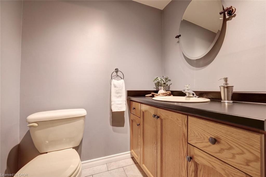 463 Blathwayte Lane Property Photo 37