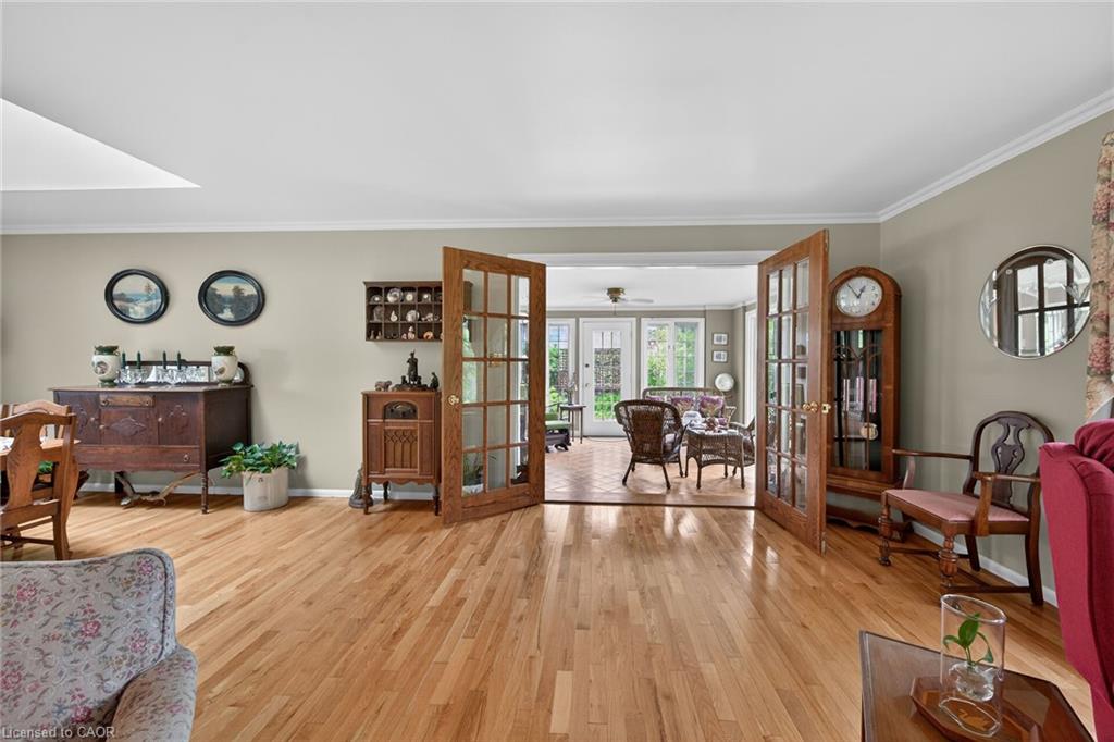 2 Summit Circle Property Photo 10