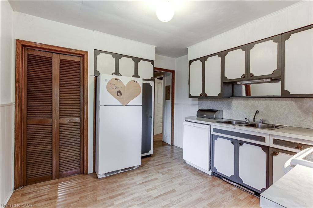 18 Fairleigh Crescent Property Photo 19