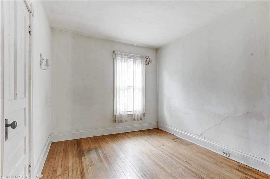 18 Fairleigh Crescent Property Photo 27