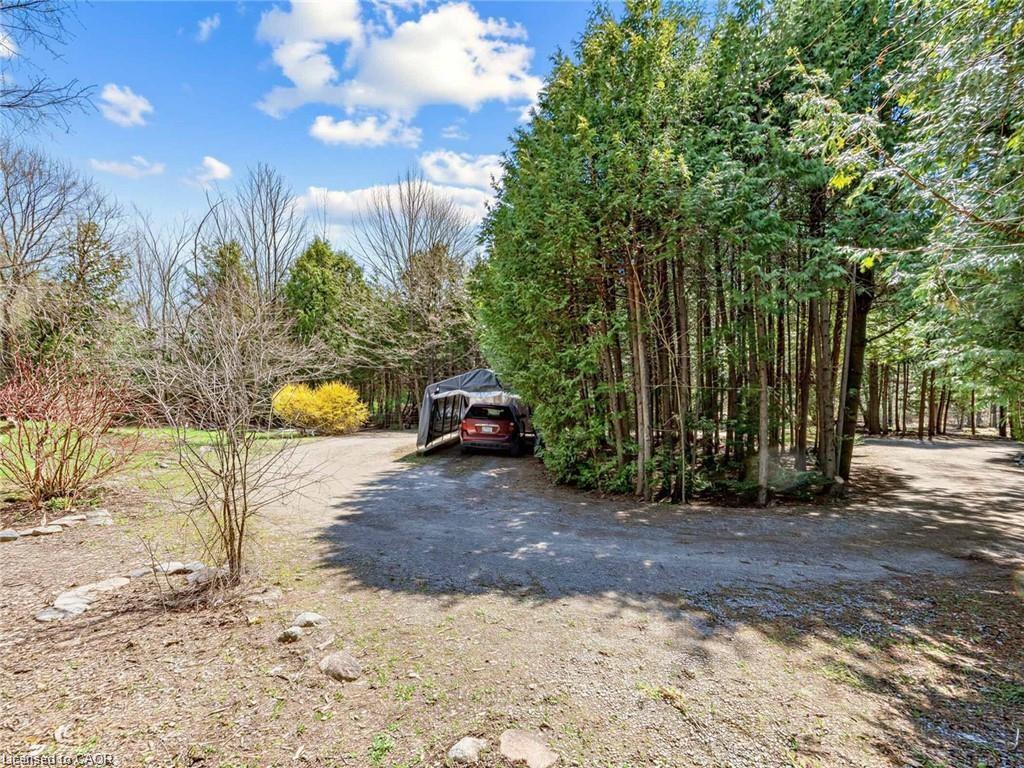 4911 Eighth Line Property Photo 7