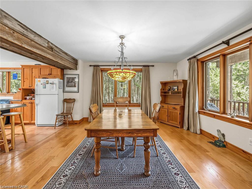 4911 Eighth Line Property Photo 11