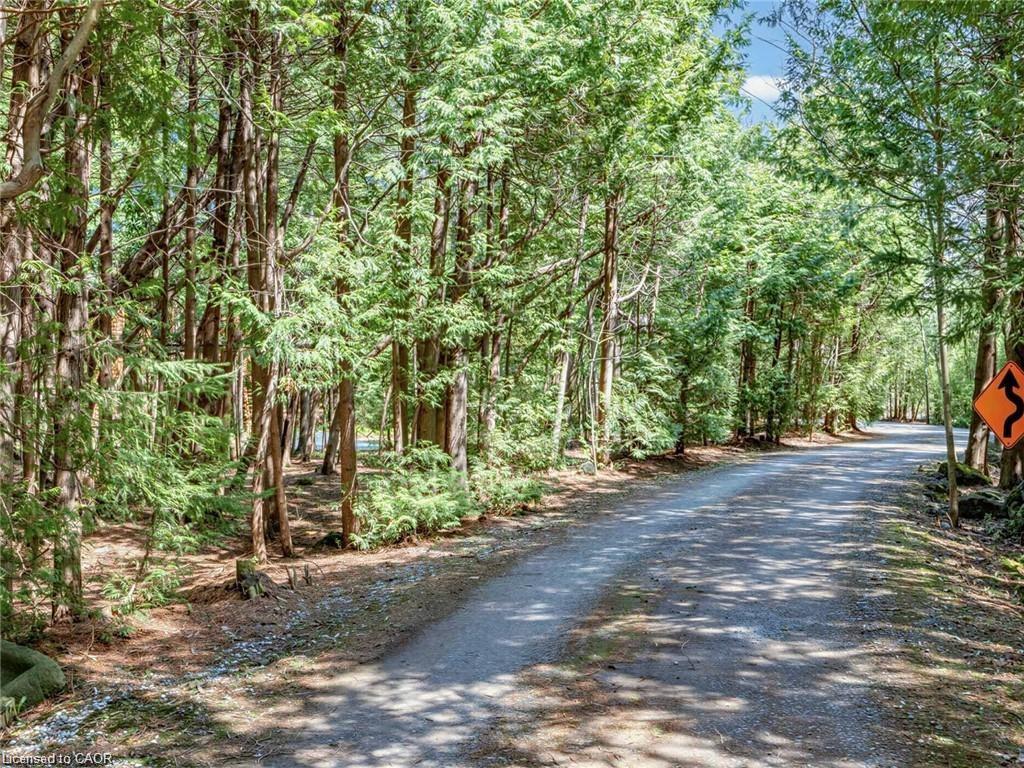 4911 Eighth Line Property Photo 12