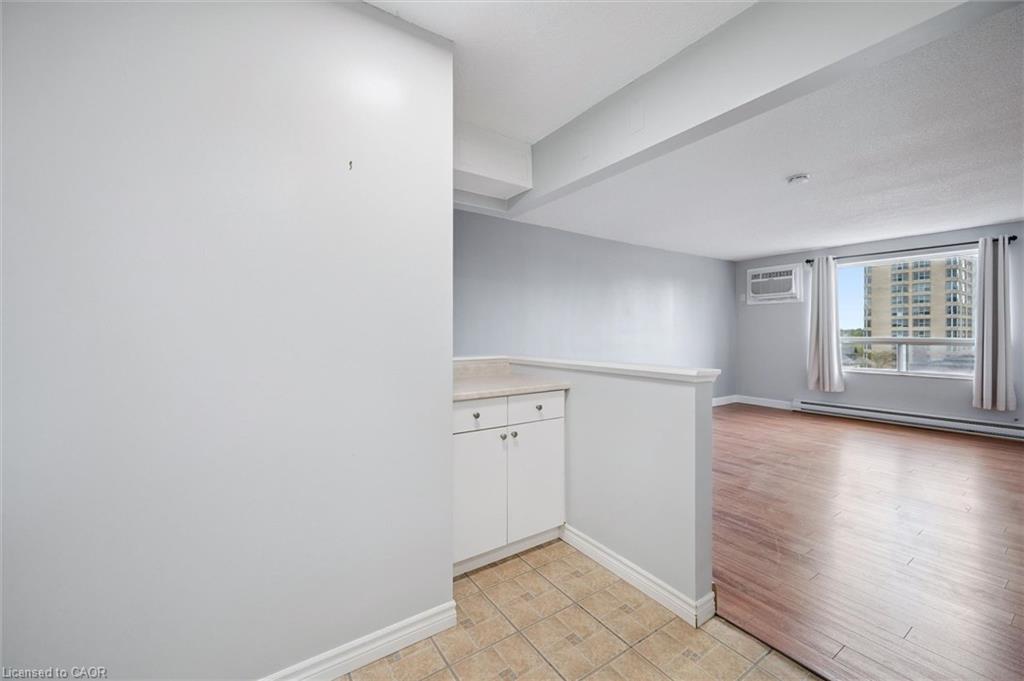 304-64 Benton Street Property Photo 16