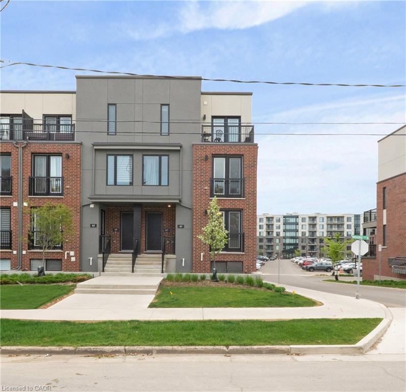61-99 Roger Street Property Photo 1
