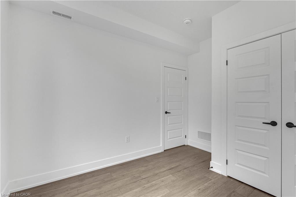 61-99 Roger Street Property Photo 17
