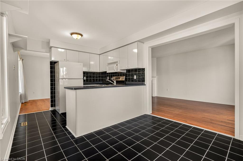 19-11 Pirie Drive Property Photo 19