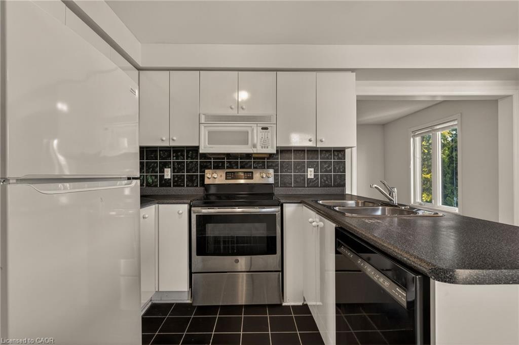 19-11 Pirie Drive Property Photo 20